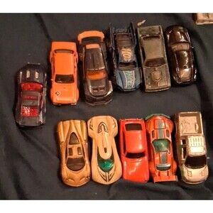 11 hot wheels vintage 2010 or older